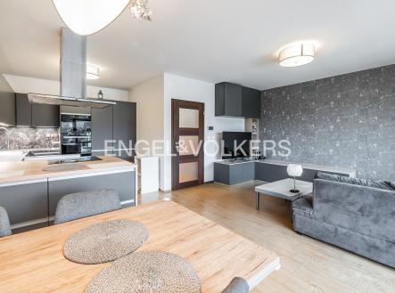 Pronájem domu/vily, 119 m²