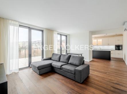 Pronájem bytu, 4+kk, 136 m²