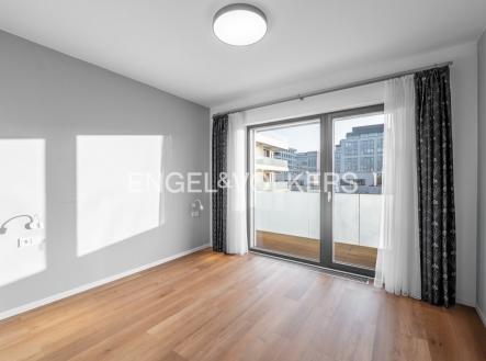 Pronájem bytu, 2+kk, 58 m²