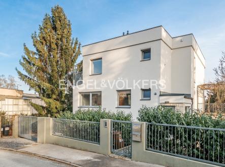 Prodej domu/vily, 318 m²