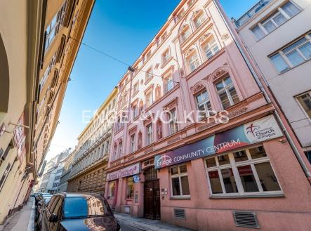 Pronájem kanceláře, 77 m²