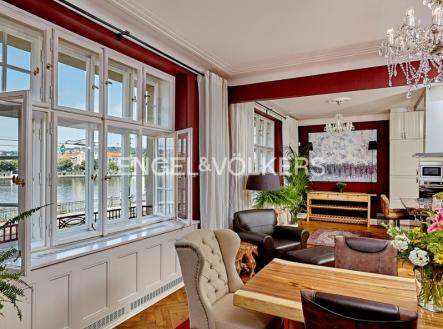 Pronájem bytu, 4+kk, 187 m²