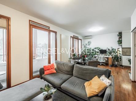 Pronájem bytu, 2+kk, 72 m²