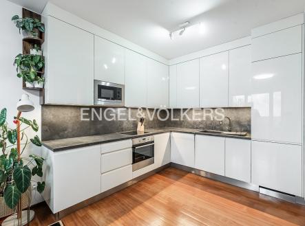 Pronájem bytu, 2+kk, 72 m²