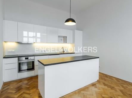 Pronájem bytu, 4+1, 140 m²