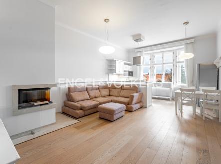 Pronájem bytu, 4+kk, 115 m²