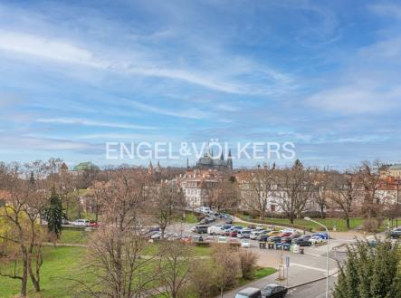 Pronájem bytu, 4+kk, 115 m²