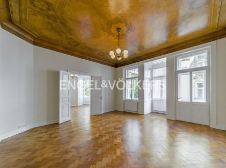 Pronájem bytu, 4+1, 151 m²