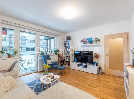 Pronájem bytu, 2+kk, 58 m²