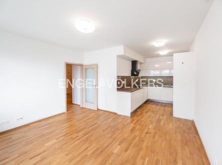 Pronájem bytu, 2+kk, 58 m²