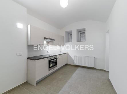 Pronájem bytu, 2+1, 58 m²