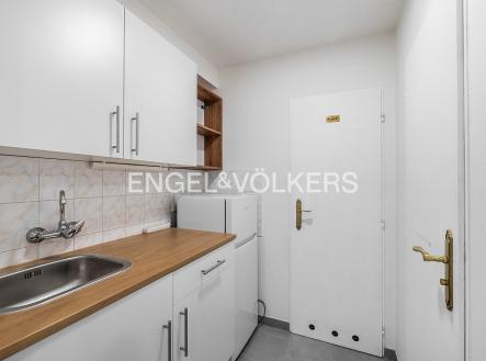 Pronájem kanceláře, 34 m²