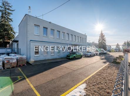 Pronájem komerčního objektu, sklad, 3 360 m²