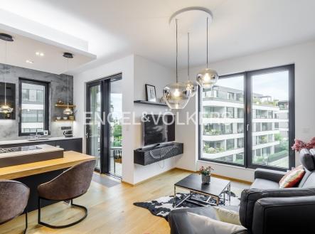 Pronájem bytu, 2+kk, 58 m²