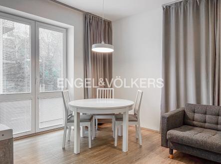 Pronájem bytu, 2+kk, 36 m²