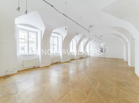 Pronájem obchodní prostor, 115 m²