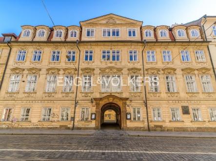 Pronájem kanceláře, 80 m²