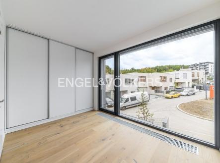 Pronájem domu/vily, 194 m²