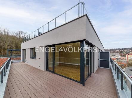 Pronájem bytu, 3+kk, 95 m²