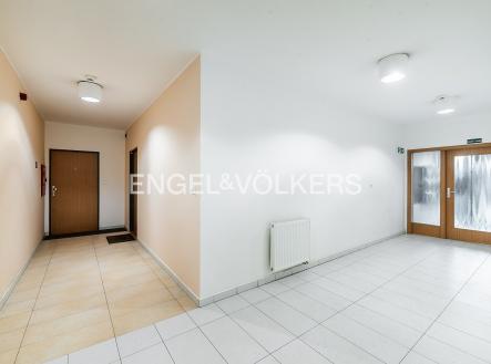 Pronájem komerčního objektu, jiný, 50 m²