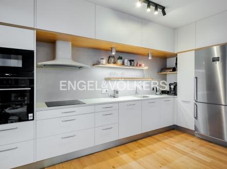 Pronájem bytu, 3+kk, 93 m²