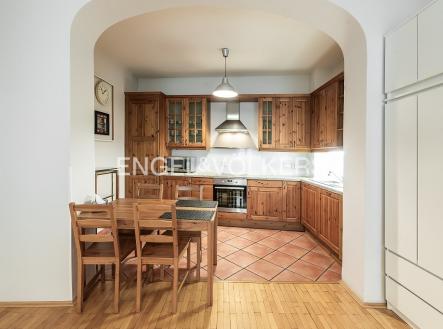 Pronájem bytu, 3+kk, 74 m²