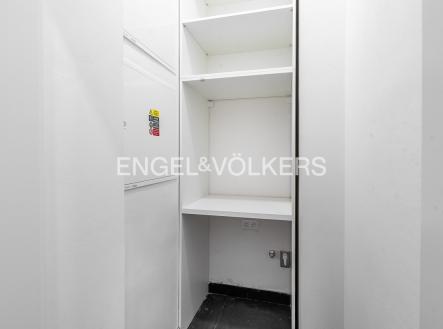 Pronájem bytu, 1+kk, 38 m²