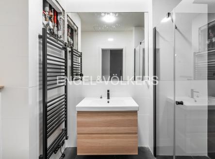 Pronájem bytu, 1+kk, 38 m²