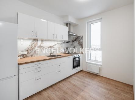Pronájem bytu, 1+kk, 32 m²