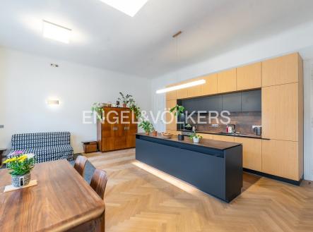 Pronájem bytu, 2+kk, 93 m²