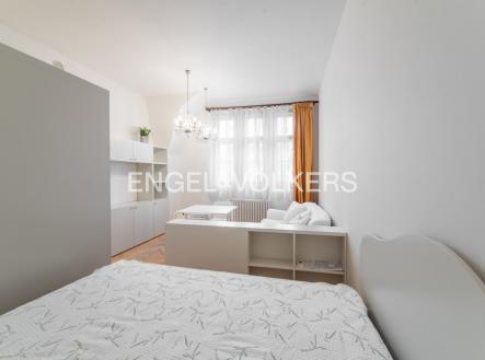 Pronájem bytu, 1+kk, 31 m²