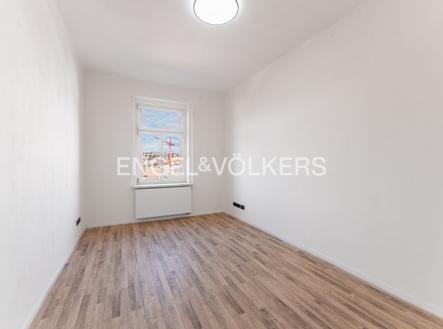 Pronájem bytu, 3+1, 69 m²