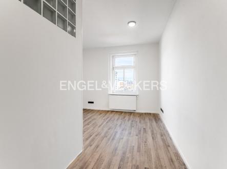 Pronájem bytu, 3+1, 69 m²