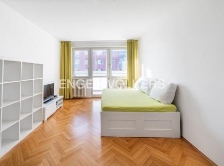 Pronájem bytu, 2+kk, 57 m²