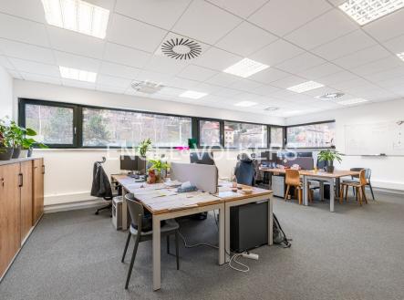 Pronájem kanceláře, 130 m²