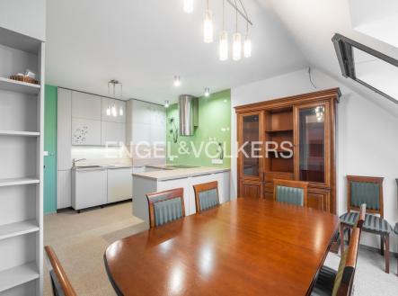 Pronájem bytu, 4+1, 120 m²