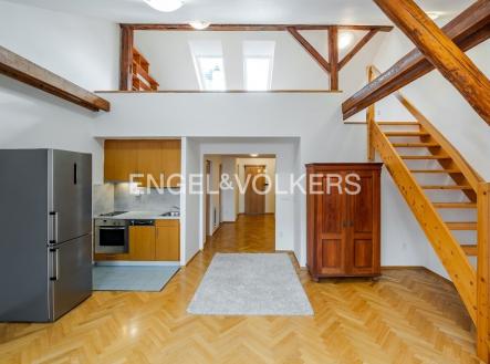 Pronájem bytu, 1+kk, 63 m²