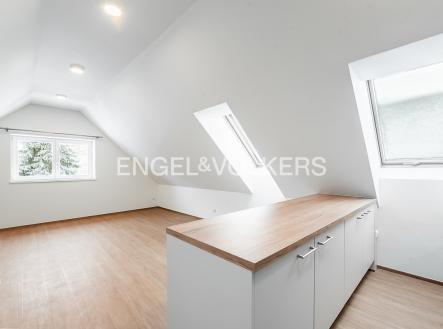 Pronájem bytu, 2+kk, 54 m²