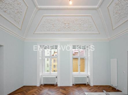 Pronájem bytu, 5+1, 176 m²