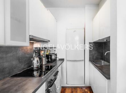 Pronájem bytu, 1+kk, 32 m²