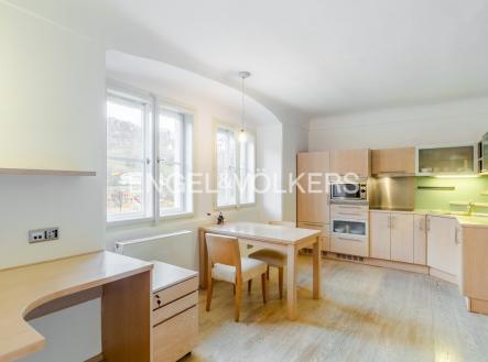 Pronájem bytu, 2+kk, 62 m²