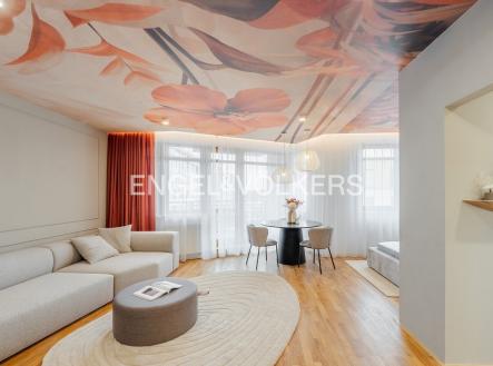 Pronájem bytu, 1+kk, 52 m²