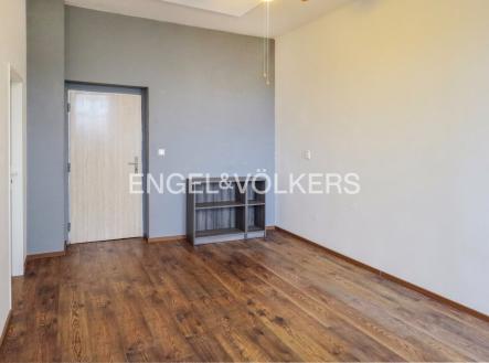 Pronájem kanceláře, 16 m²