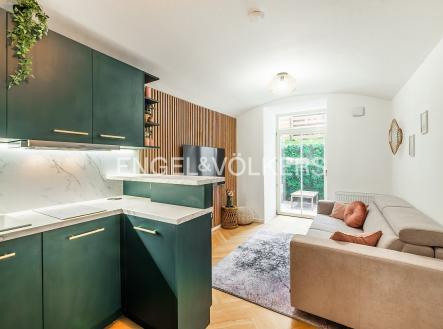 Pronájem bytu, 1+kk, 30 m²