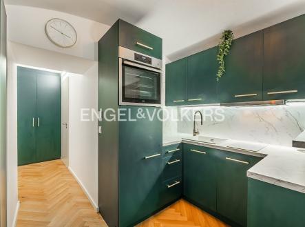 Pronájem bytu, 1+kk, 30 m²