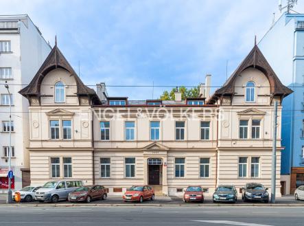 Pronájem komerčního objektu, jiný, 288 m²