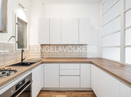 Pronájem bytu, 2+1, 60 m²