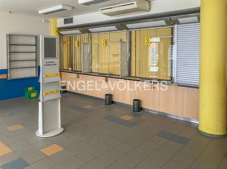 Pronájem obchodní prostor, 257 m²