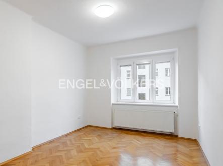 Pronájem bytu, 3+kk, 68 m²