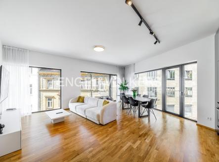 Pronájem bytu, 2+kk, 64 m²